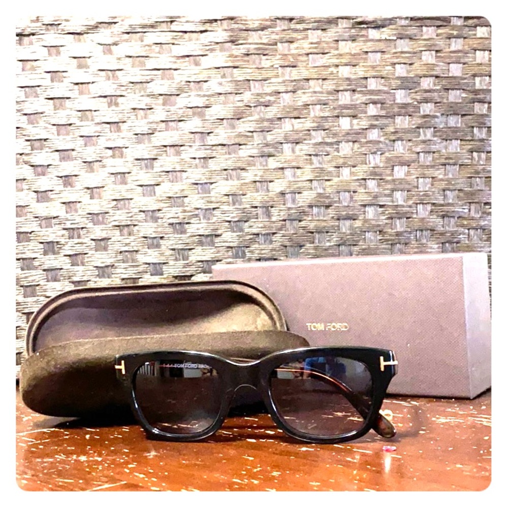 Designer wayfarer Sunglasses - Tom Ford
